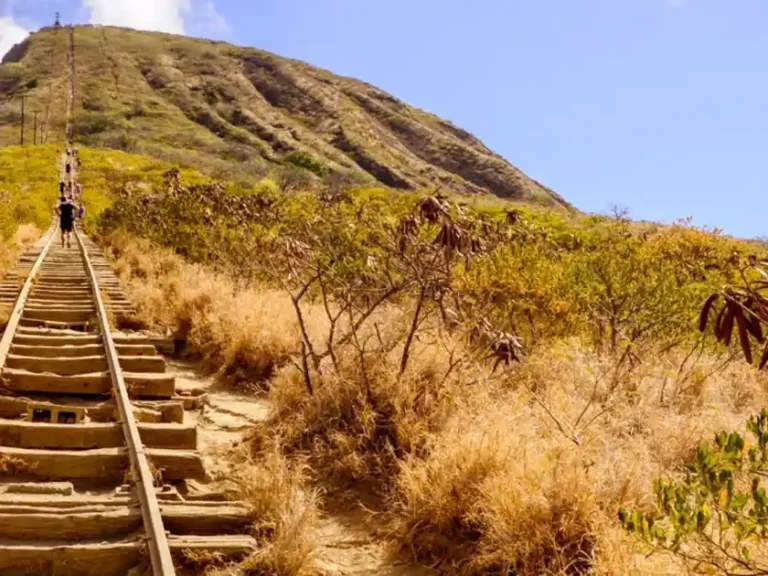 Koko Crater Railway Trail